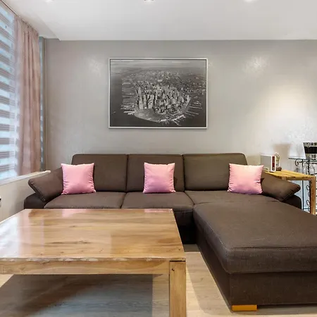 Elmi Appartement *